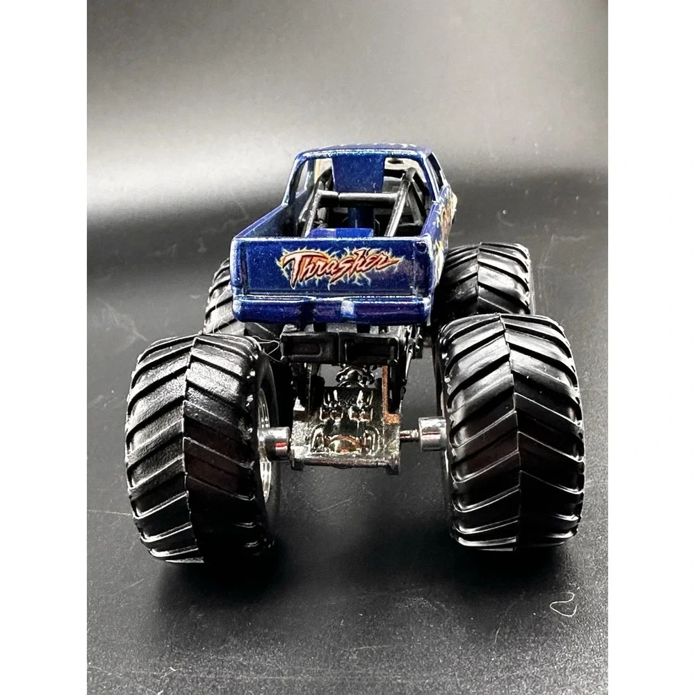 Hot Wheels Monster Jam Thrasher 1:64 Diecast Monster Truck Lightning Bolts